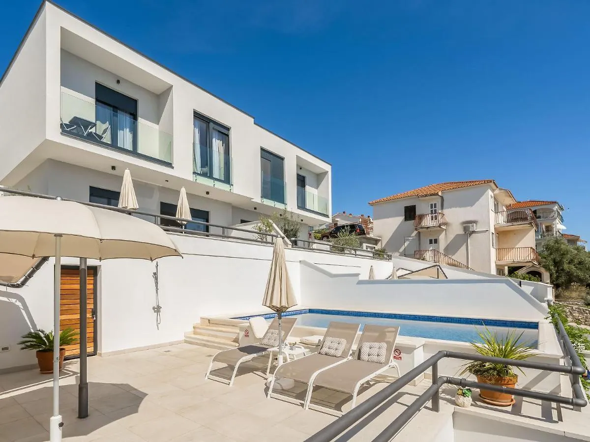 Holiday Home Villa Meri 2 By Interhome Trogir 0*,  Kroatië